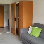 27 Apartments