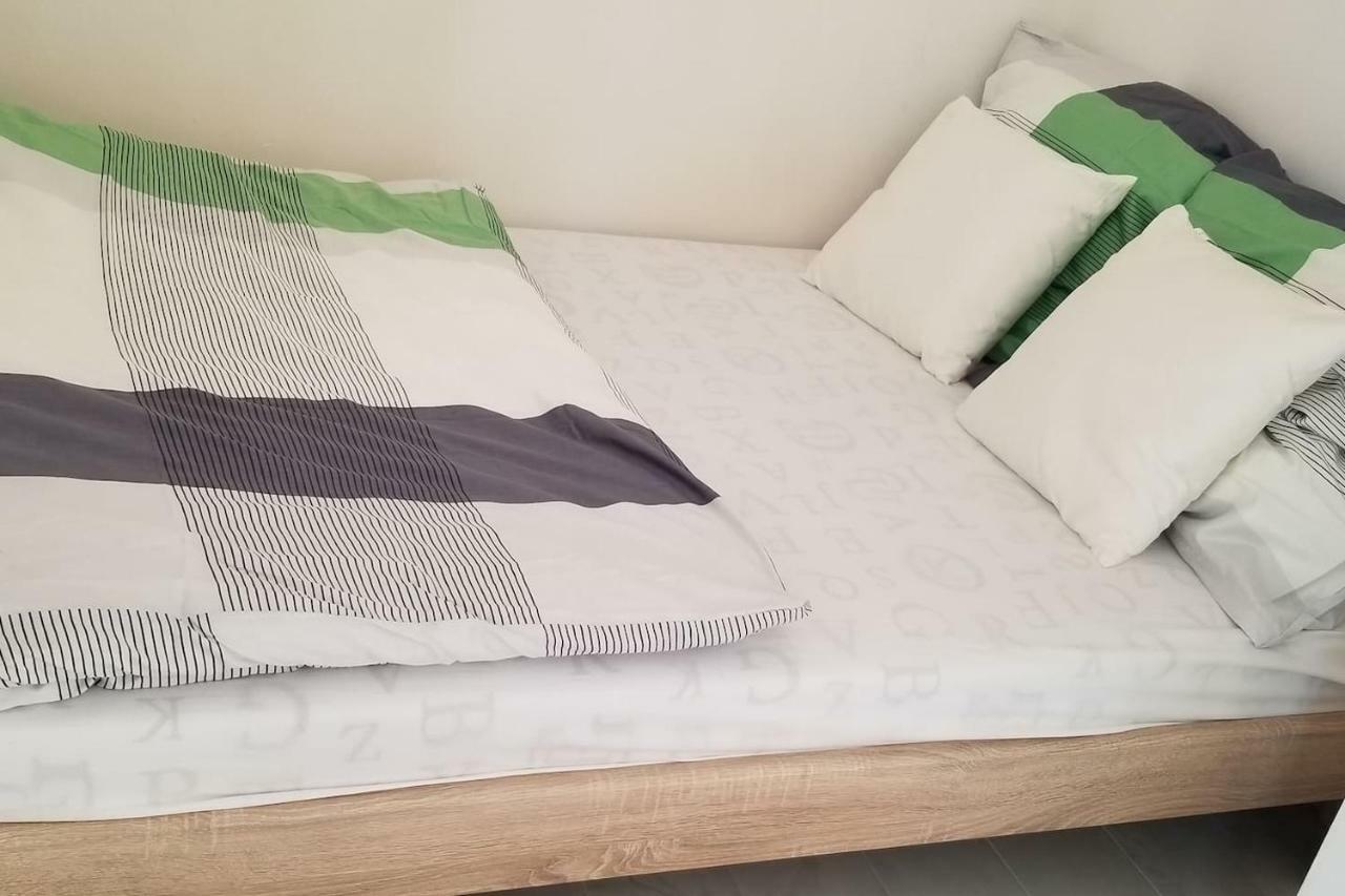 27 Apartment *